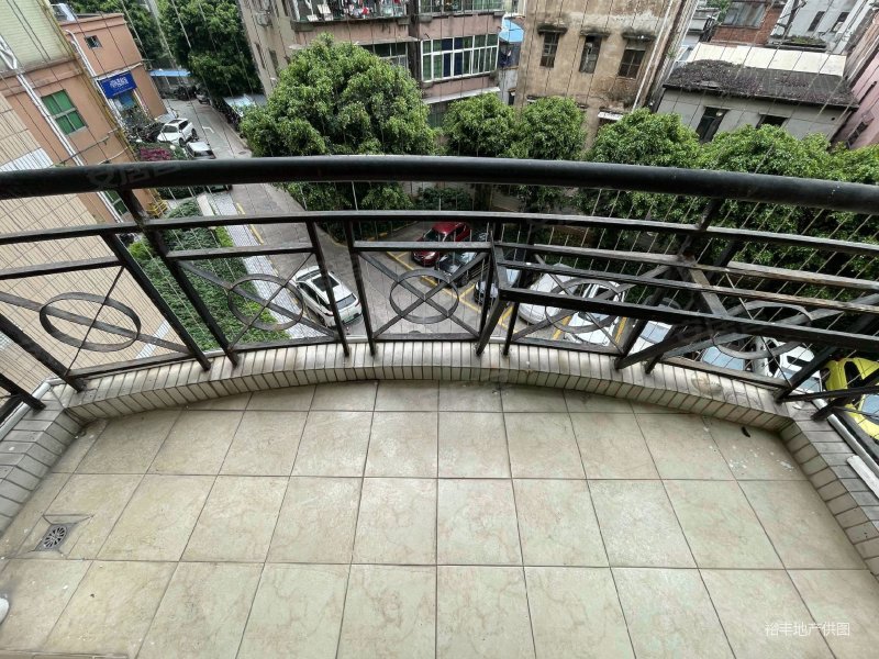 第二金碧花园南向两房两厅实用性强