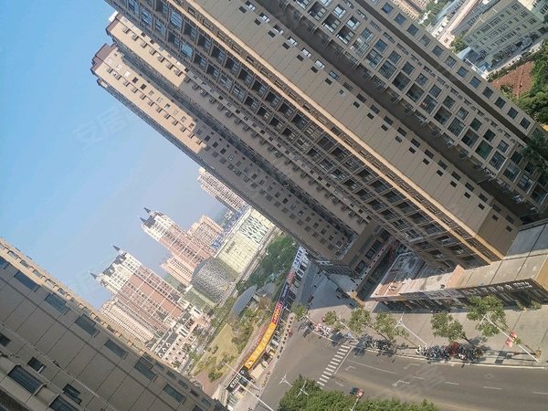 重庆荣昌荣昌城区寰宇世家(荣昌)出租寰宇三房拎包入住!