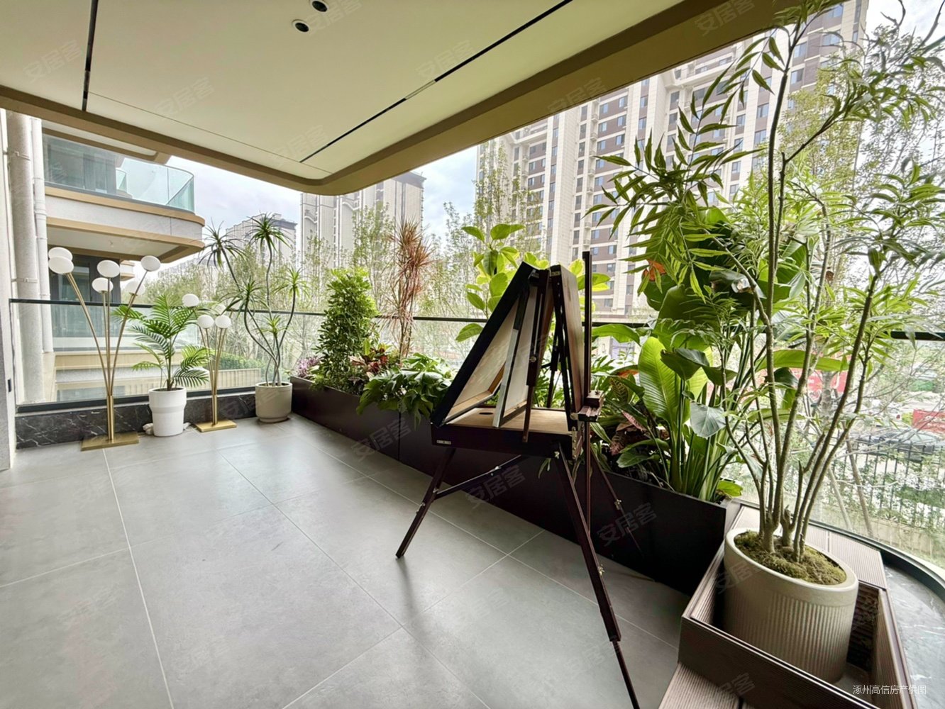 金品世家4室2厅2卫151㎡南北135万