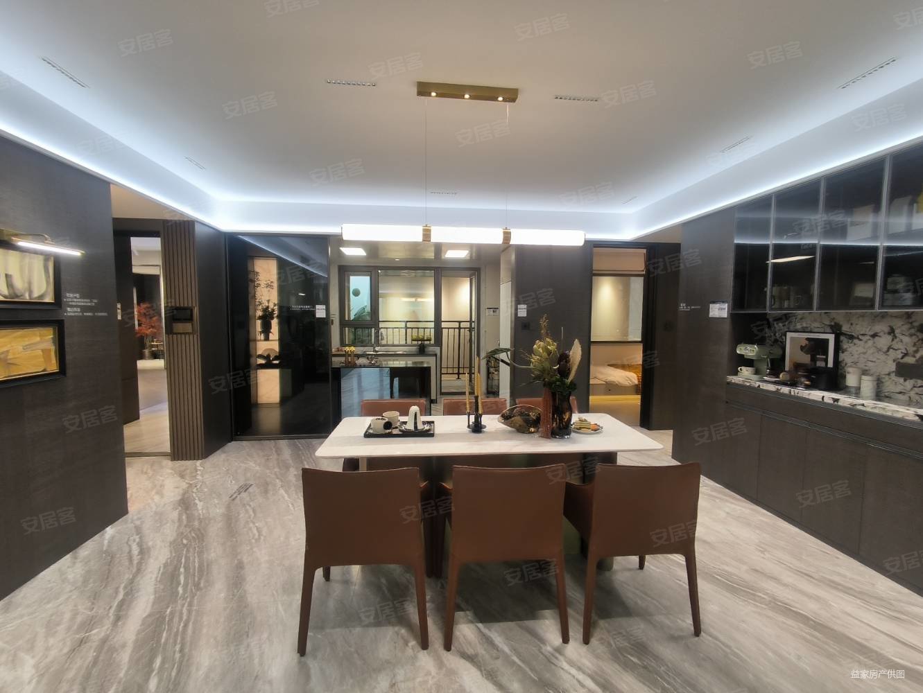 高新万科城3室2厅2卫133.96㎡南北103万