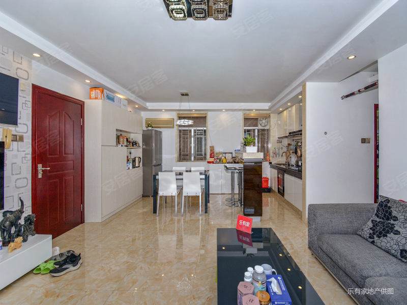 新出笋盘 福外中小景秀 101平大三房 5字头,景鹏大厦,