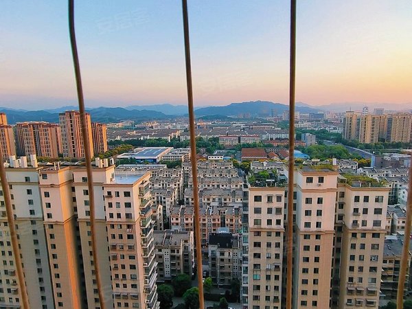 绍兴越城城东龙骧园迪荡商圈,免中介费,停车费,超市方便,采光房,欢迎