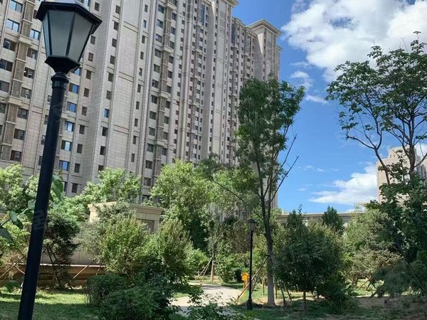 北京朝阳朝阳公园东风苑小区(北区)朝阳站旁边 东风苑小区精装一居 客
