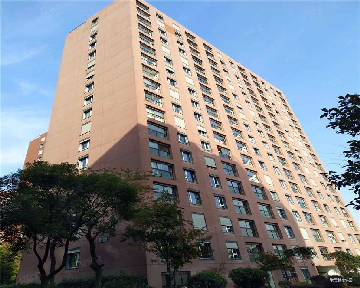 朗诗国际街区3室2厅2卫191㎡南430万