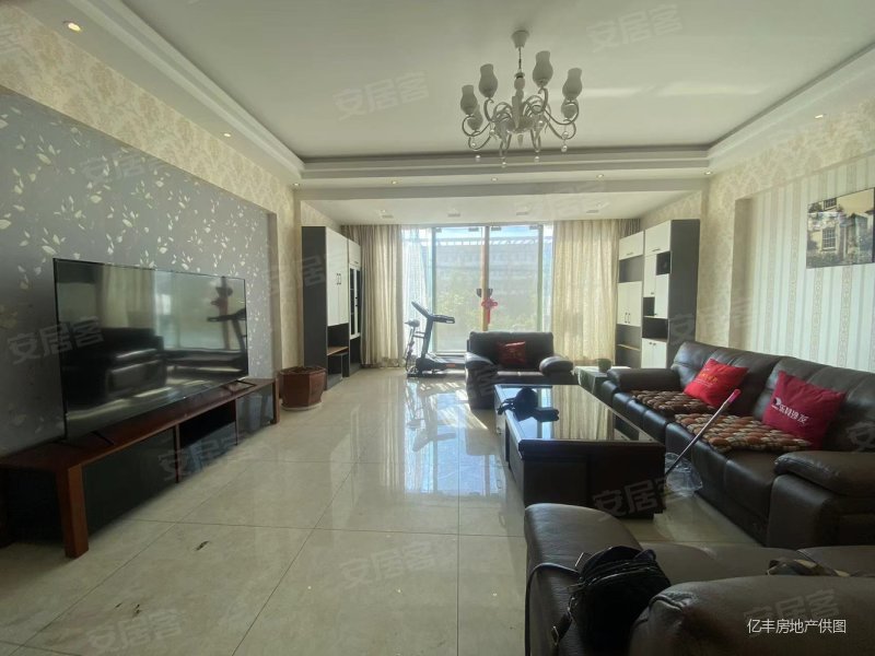 证满两年带车位,丽水馨城二手房,86万,4室2厅,2卫,138平米-昭通安居客