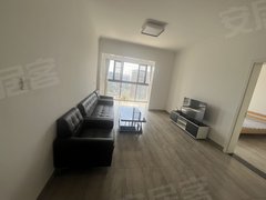 弥勒九号路庆来公园市中心,周边有菜市场,公园,公交车站,生活便利。出租房源真实图片