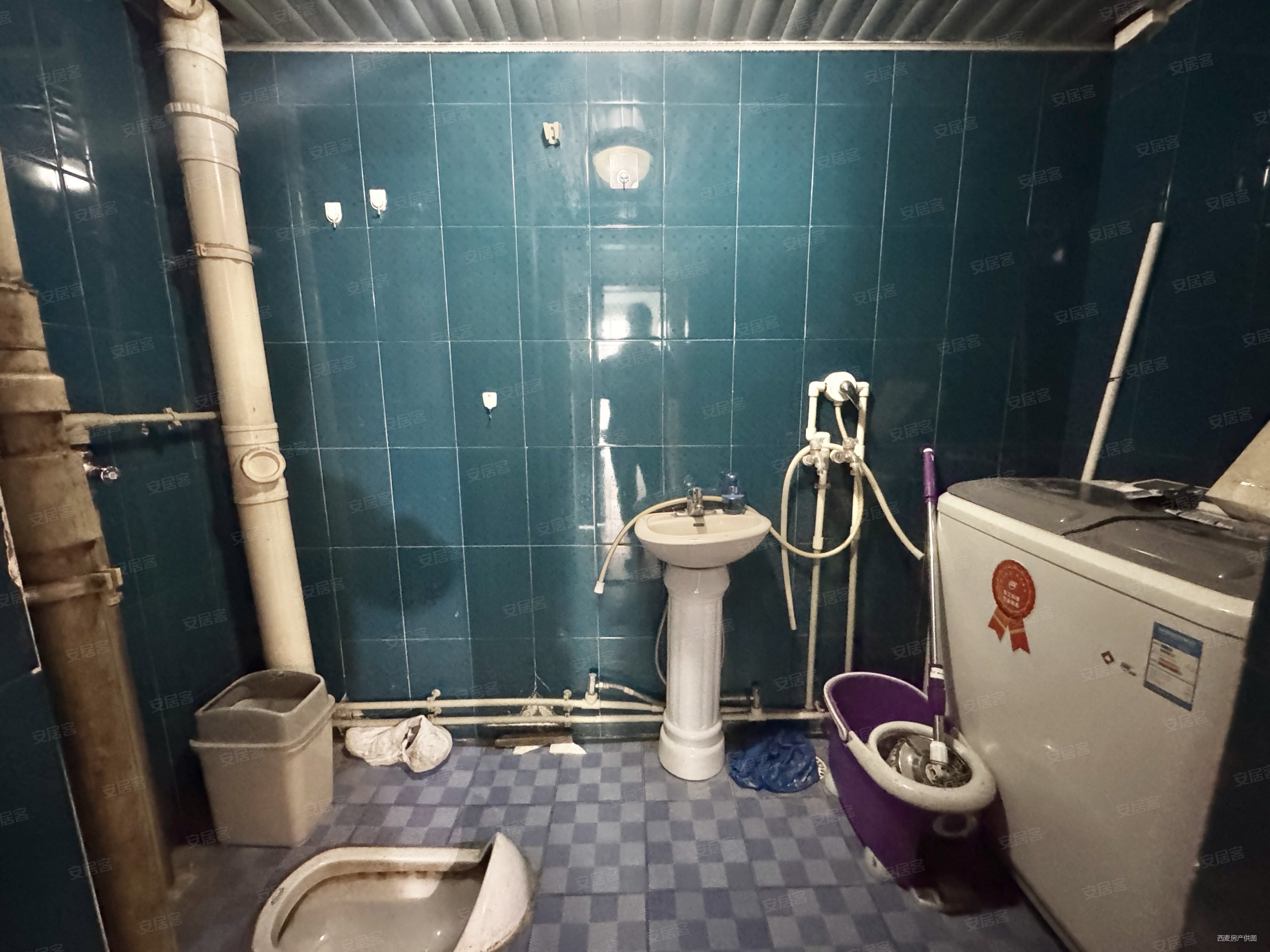 海晏路36号院3室2厅2卫148㎡南北150万