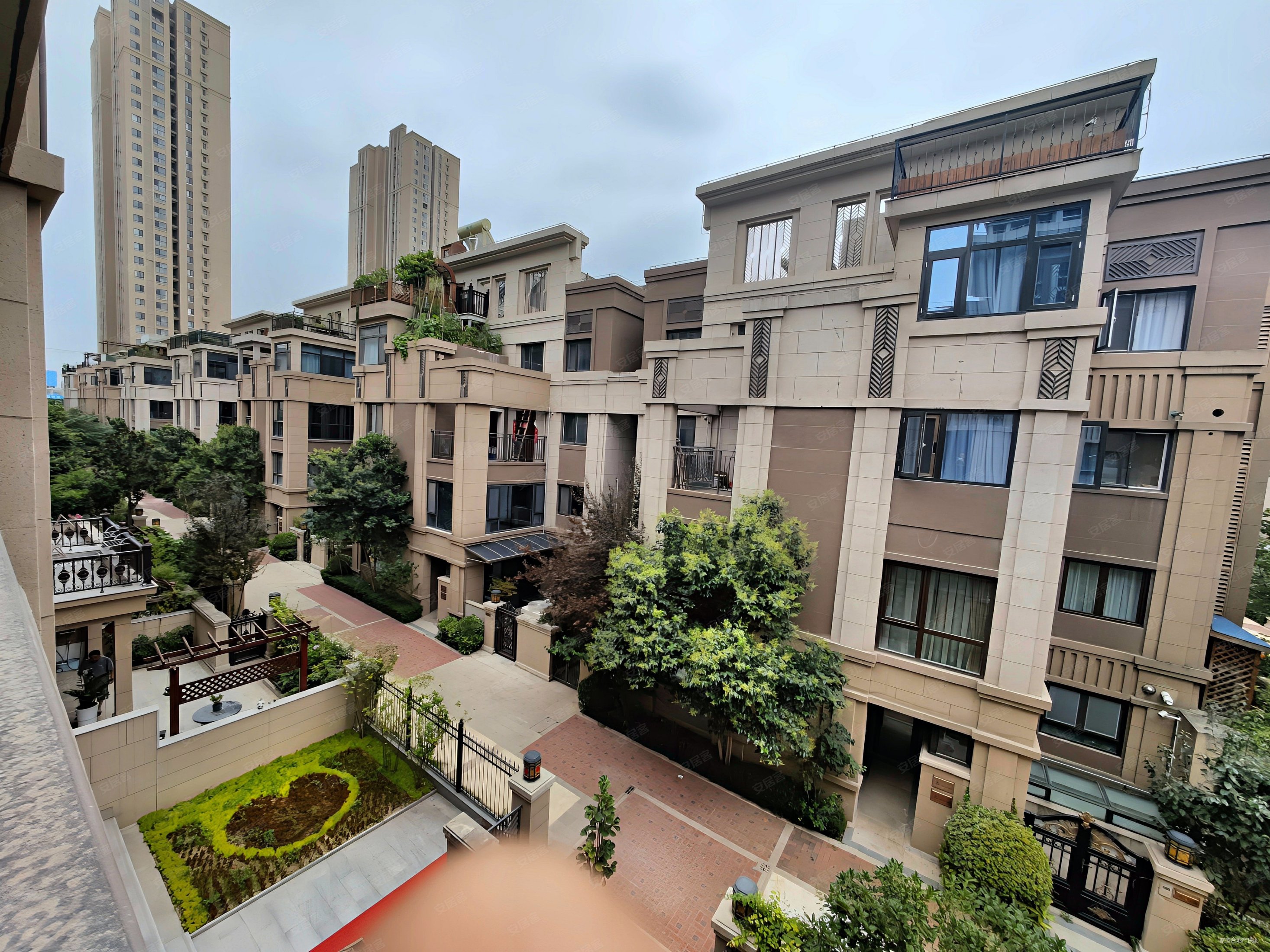 西安房产网>西安二手房>未央二手房>辛家庙二手房>中海悦墅>