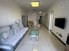 唐山遵化城区出租 爱琴海楼上 六小附近 金凤华府 两室出租房源真实图片