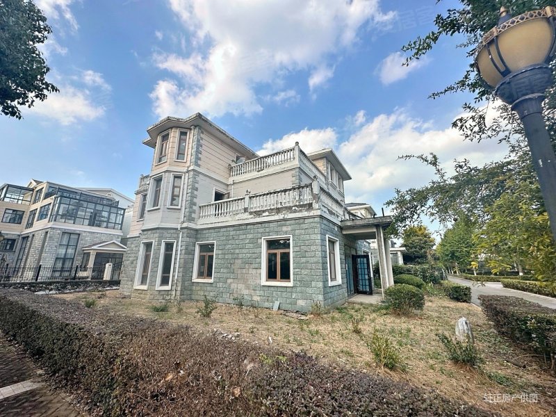 房东急售鼎元美墅三层别墅环绕式花园700平纯毛坯