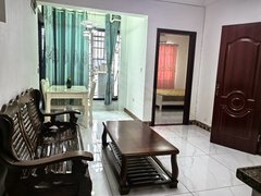 河池金城江金城江城区金城江西城铭苑电梯两房家电家具齐全，拎包入住有钥匙看房方便出租房源真实图片