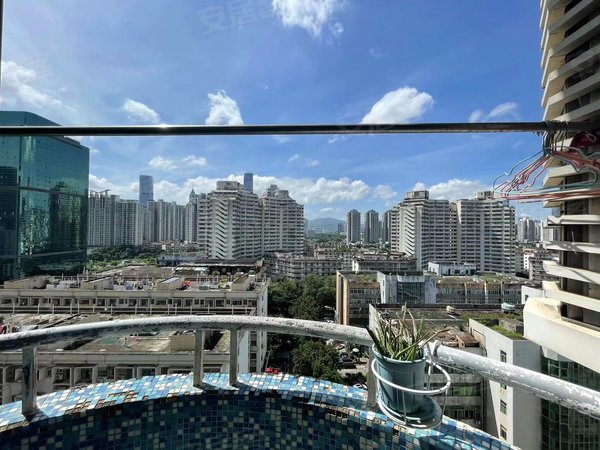 深圳福田八卦岭旭飞花园(福田)沃尔玛楼上 精装高厅复式好房 拎包入住