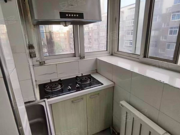沈阳和平西塔西塔小区出门西塔商圈西部酒城南京一市府大路家电齐全