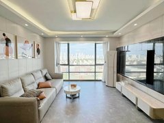 信阳浉河和美广场新玛特旁，3居室，1000月，4台全新空调，原租户退租出租房源真实图片