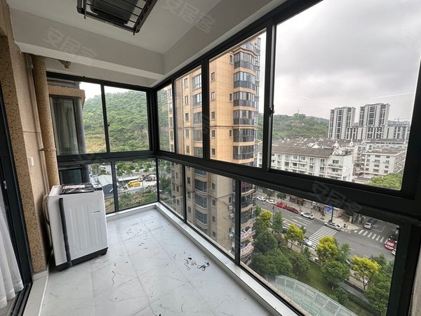 温州瑞安锦湖中梁香缇半岛(瑞安)开元酒店边!