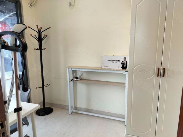 深圳南山南油南园枫叶公寓南园枫叶公寓,端头位置,精装两房,车位充足