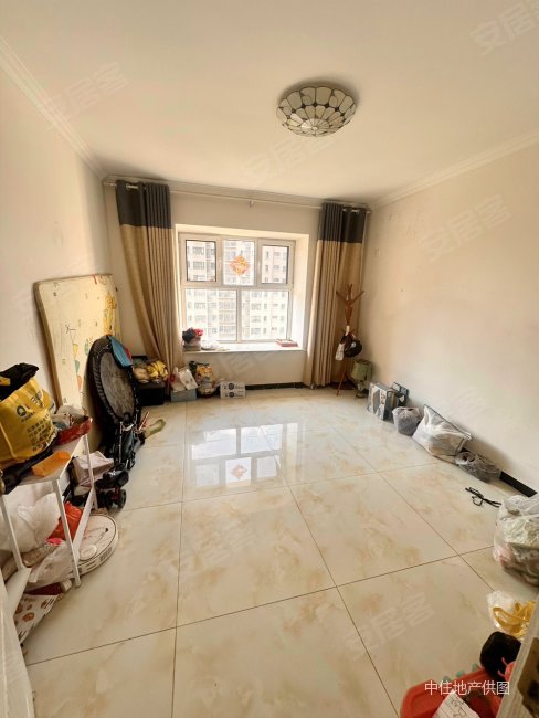 山水泉城北城 南北通透 精装好房 带车位 中间好楼层