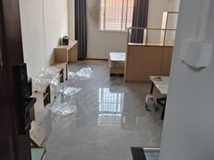 深圳南山南山中心区南山地铁站 精装大开间 阳光充足 代收快递出租房源真实图片