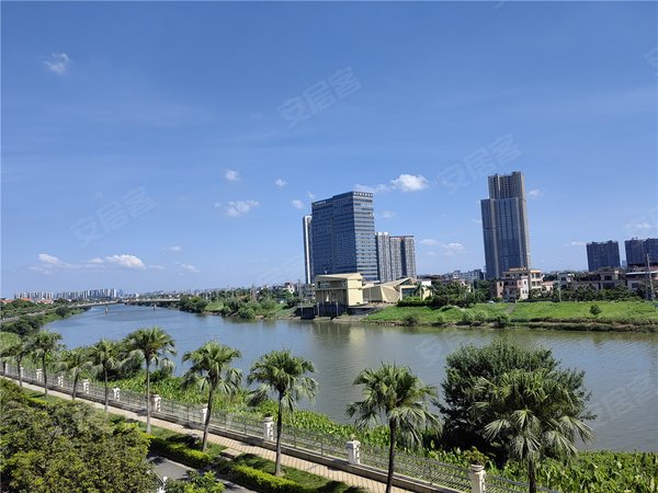 佛山顺德陈村半岛碧桂园(别墅)陈村半岛碧桂园联排别墅精装6房2厅6卫