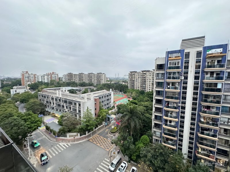 水蓝郡花园(会展世界城) 3 房  114.9 方 繁华地段