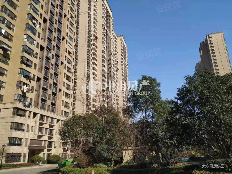 保利达江湾城,近地铁 交通便捷 小区绿化高 医疗配套成熟