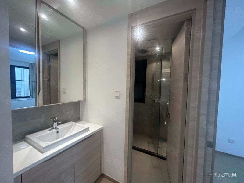 阳明花园三期,从未入住,景观楼层,二梯二户,中芯位置!