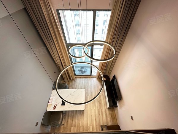 昆明西山前卫营润城第二大道润城第二大道 精装loft公寓 性价出租出租