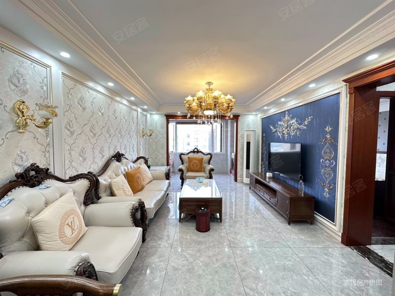 电梯房3室豪华装修 打包售!情况特殊 价格可大谈 随时电话联