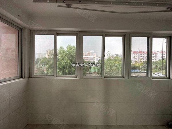 【多图】铁路南苑小区,鲁能领秀城租房,铁路南苑电梯房 紧挨北门学校