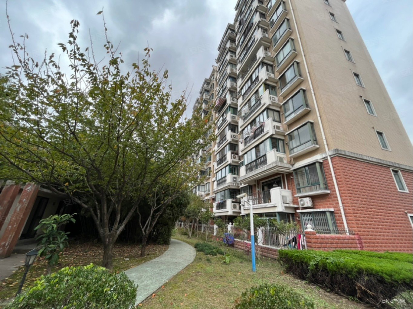 天意洲家园3室2厅1卫118.18㎡南北1150万