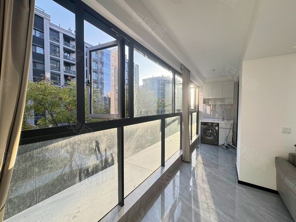 杭州临安青山湖荣盛檀越府品质精装边套三房,拎包入住,开启美好生活!