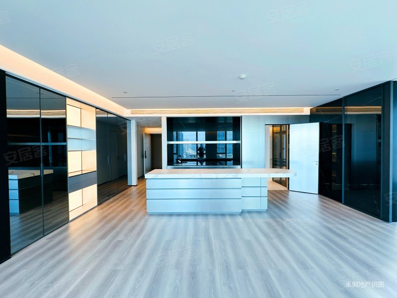 科甲大厦2室2厅2卫40㎡南北60万