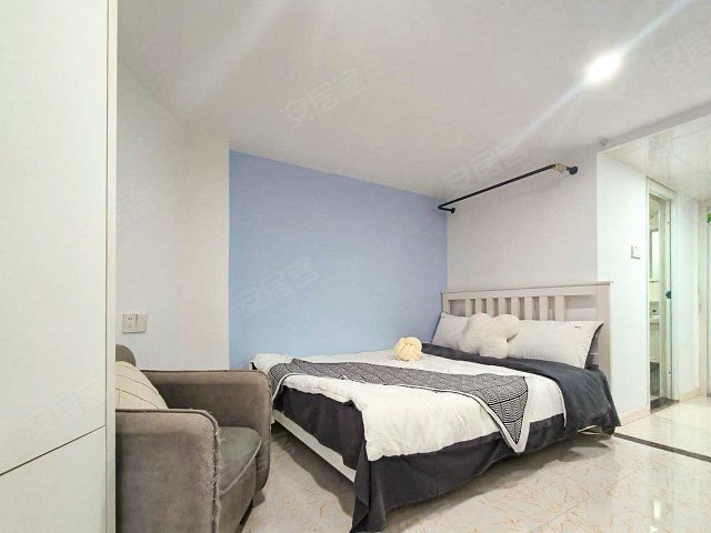 整租 民用水电 可短租 押一付一 实图实价 近地铁 随时看房