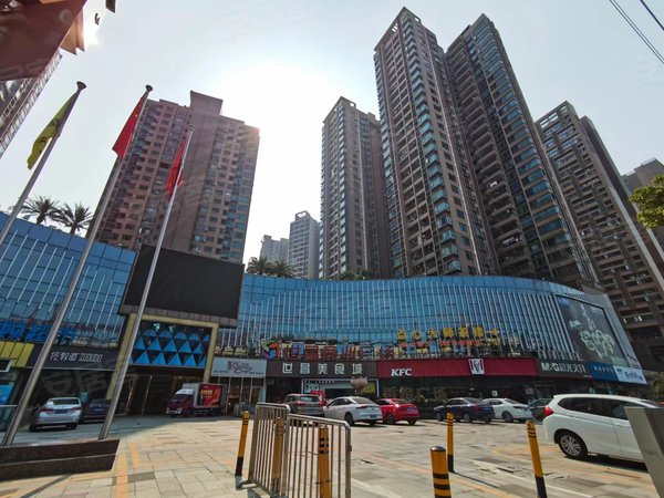 佛山顺德容桂香缤广场香缤广场 4室2厅1卫 电梯房 精装修 周边多套可