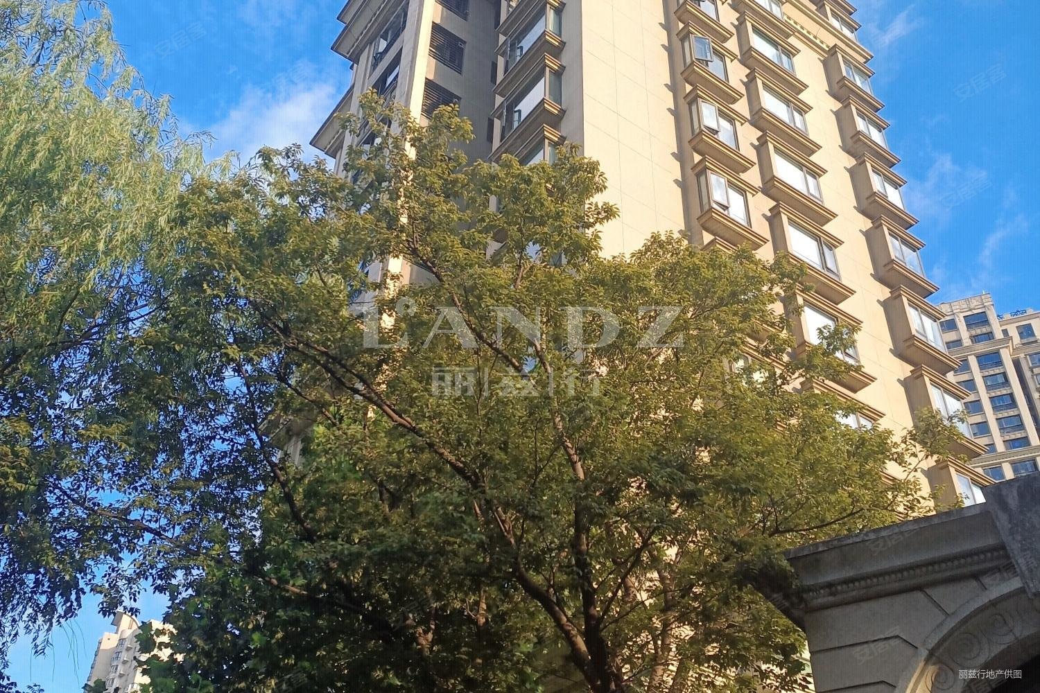 嘉御庭一期2室13811