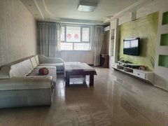 温宿香格里拉小区 六楼3室 拎包入住年租13000 随时看房