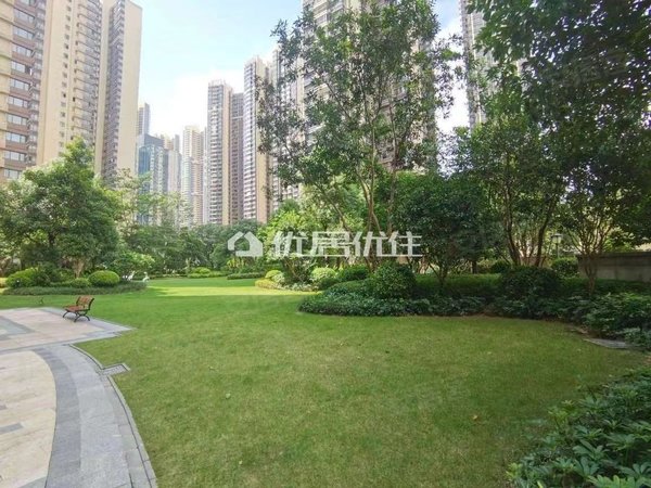 【多图】荣和公园大道,凤岭北租房,精装 电梯房 4室 整租 配齐 押二付