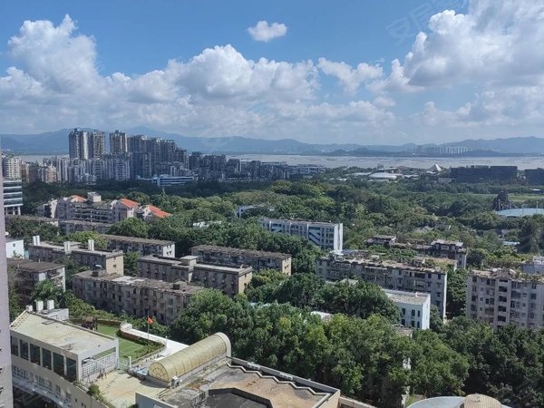 深圳南山华侨城海景花园(南山)华侨城中小学旁,高层,视野开阔,看海景