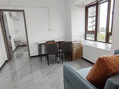 宁波北仑小港小港职业技术学院旁边 二室一厅一厨一卫 押一付一出租房源真实图片