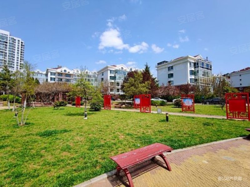 千禧龙苑3室2厅2卫165.5㎡南595万