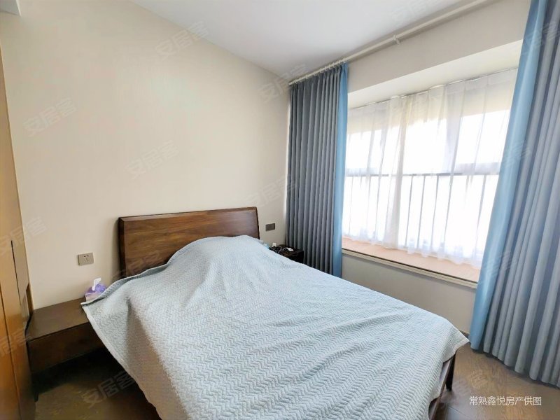 文化  及第阁143平二次加装少住 好楼层 带车位350万