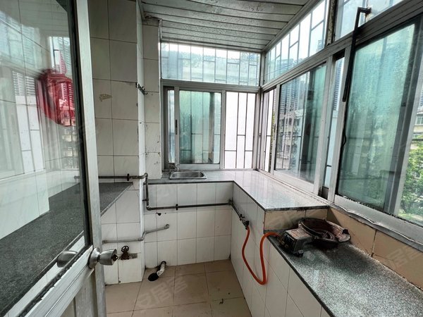 深圳福田华强北华新村华新村 3室1厅1卫 94平 南北通透出租房源真实