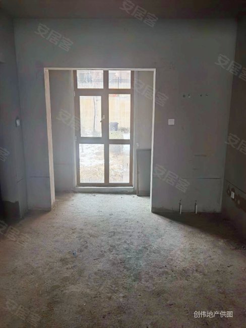 泽丰名苑毛坯1楼大三室带院