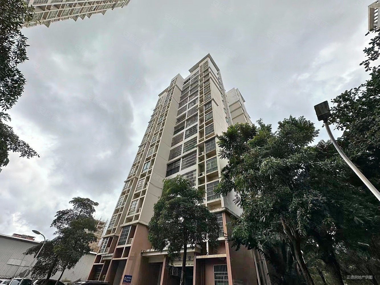 海口房产网>海口二手房>龙华二手房>滨海二手房>南海花园>