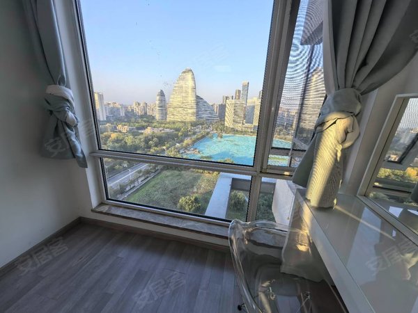 北京朝阳望京悠乐汇望京南悠乐汇65平一居5700