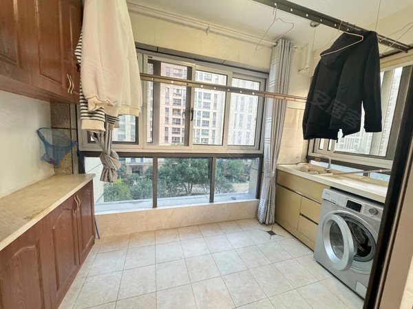 【多图】中豪四季公馆,丁桥租房,丁桥地铁口 房东自住装修 带地下车位