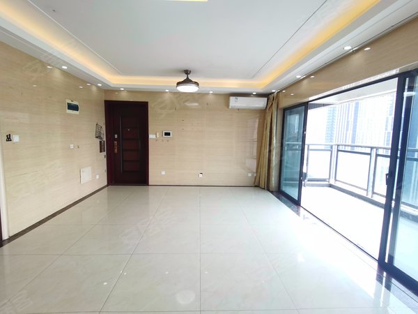 深圳南山大学城塘朗城新出大4房!