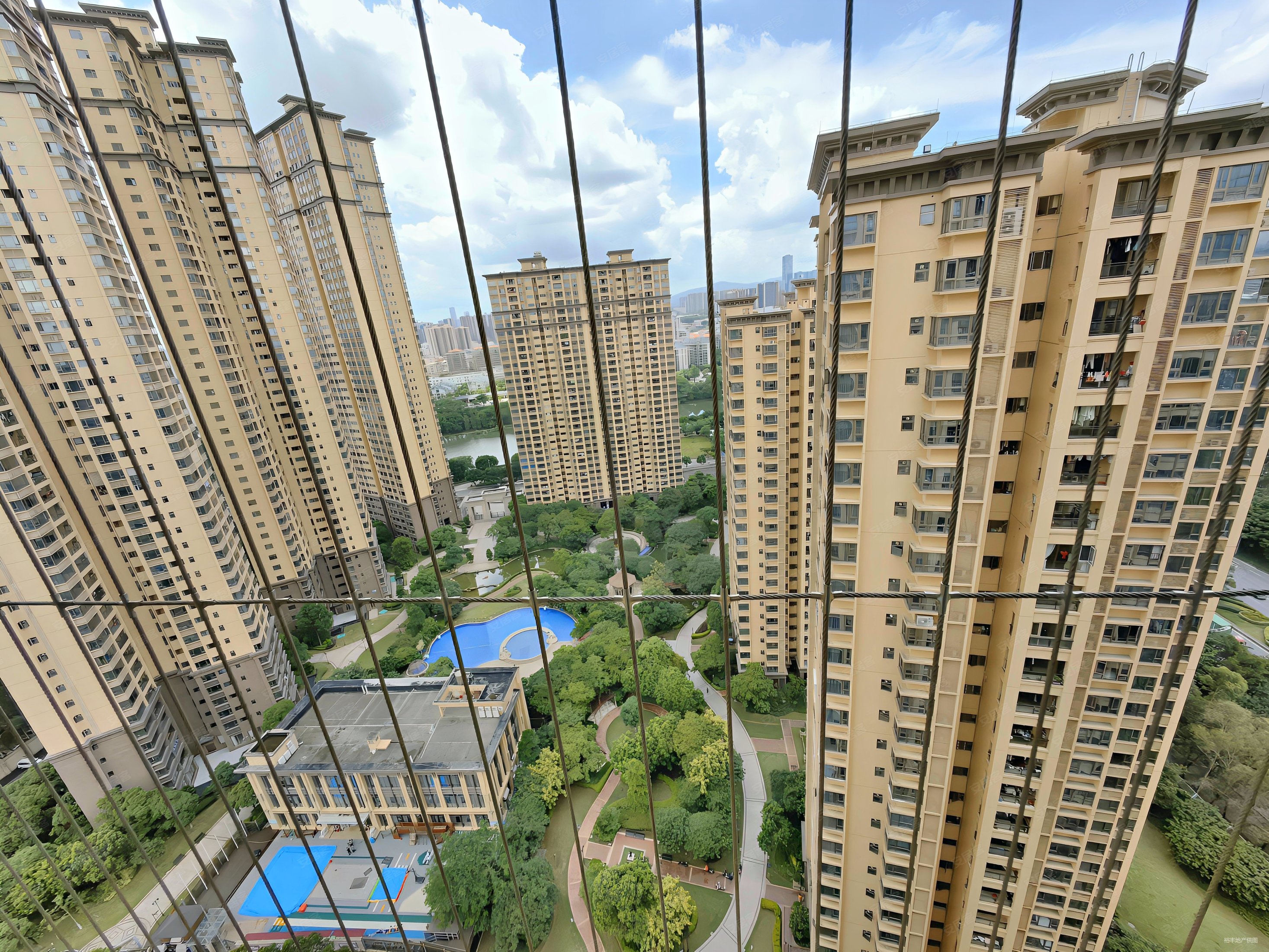 东莞房产网>东莞二手房>南城二手房>宏远二手房>汇龙湾小区>