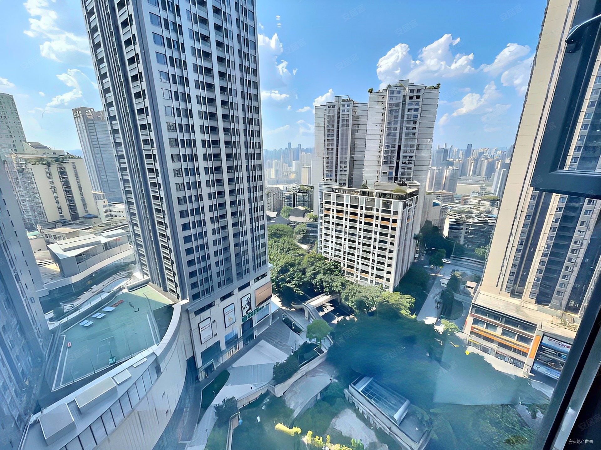 来电少4万罗宾森广场尚城华府三轻轨次新房精装修拎包入住