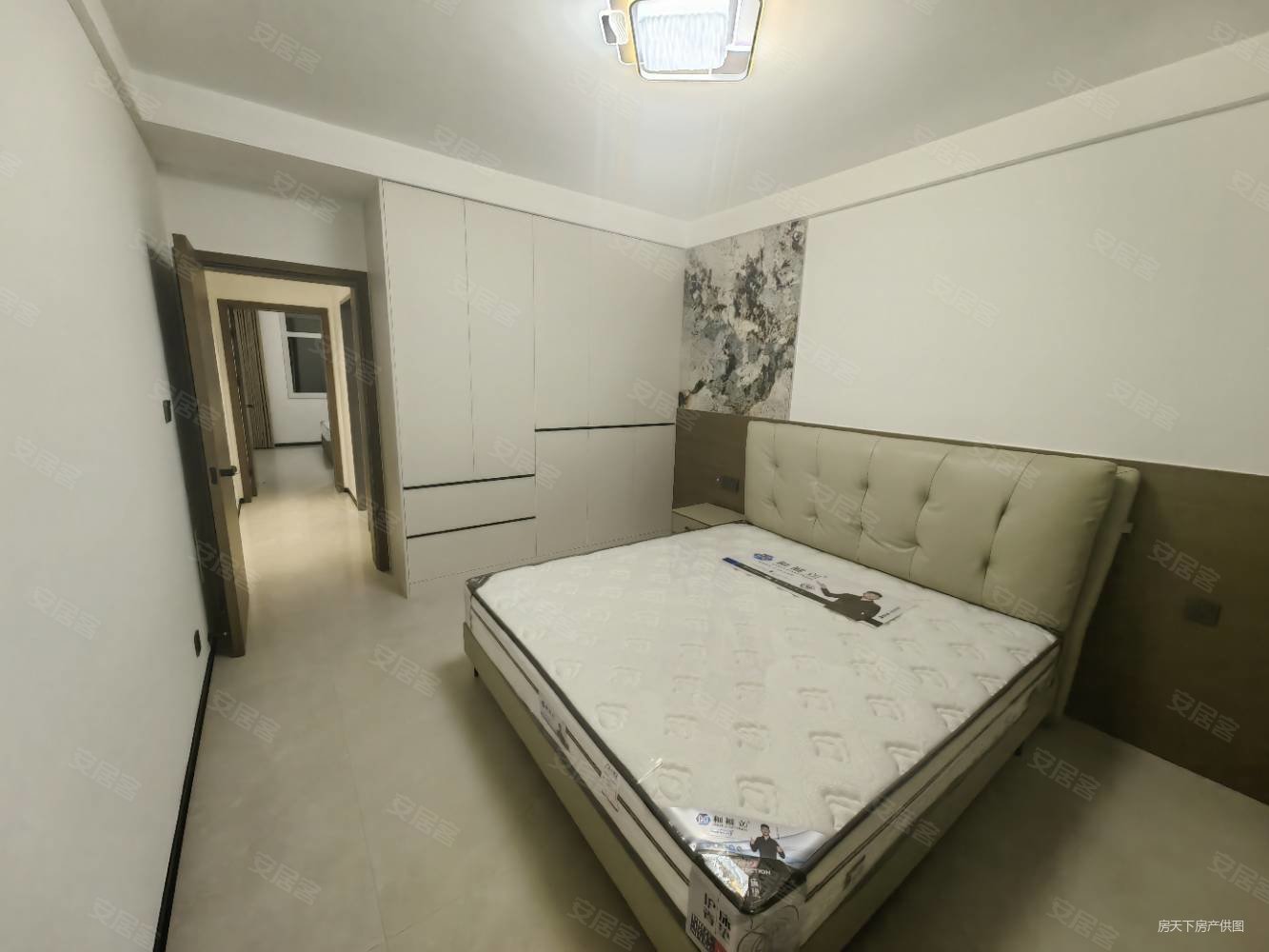 云天小区2室2厅1卫104㎡南北56.8万